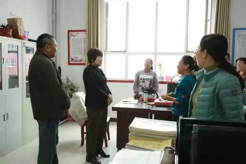 殷殷关怀暖心田 谆谆嘱托催奋进(图4)