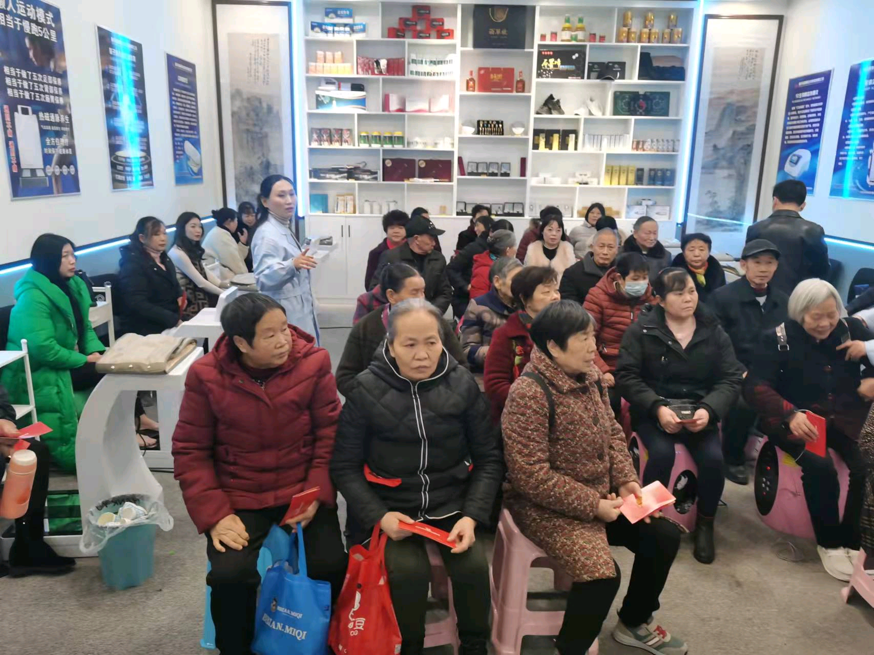 笑脸含情 温暖山城(图10)